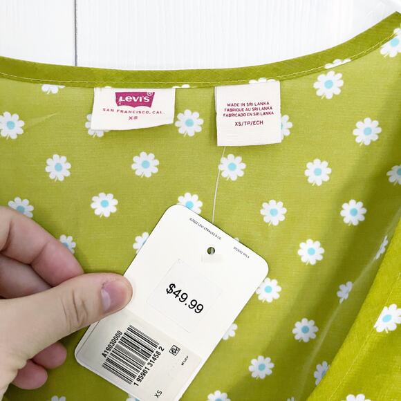 Levi's Embry Tie Green Dainty Daisy Printed Blouse - Picture 6 of 8